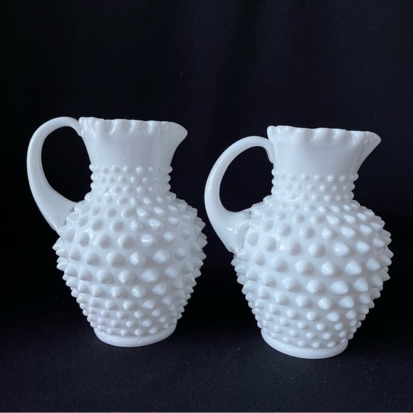 Set of 2 - Syrup Pitchers - Fenton Hobnail Milk Glass - Vintage - Picture 8 of 11
